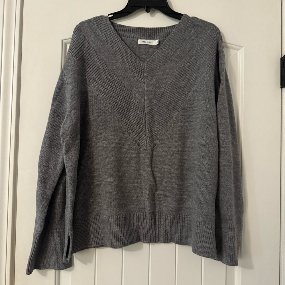 Mod Ref Heather Gray Knit Sweater
